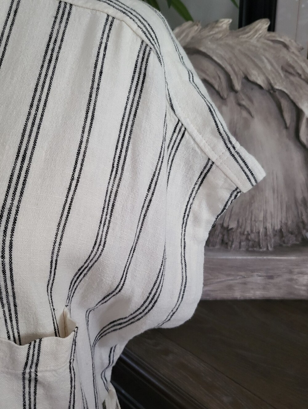 Universal Threads - Picture 4 of 7